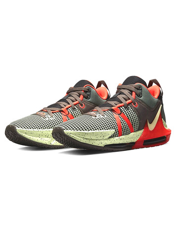 LeBron Witness 7 "Alligator"