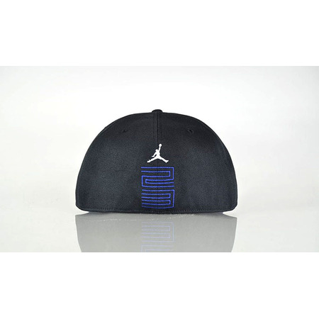 Nike Air Jordan 11 Concord Fitted Hat (negro/azul)