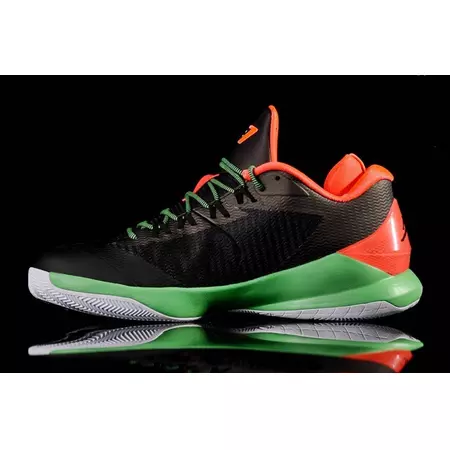 Jordan CP3.VIII "Sunder" (035/negro/crimson/verde)