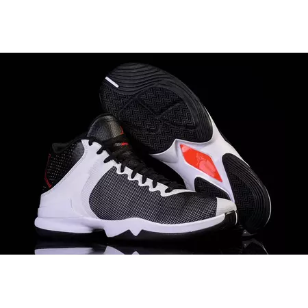 Jordan SuperFly 4 PO Griffin "Black and White" (002)