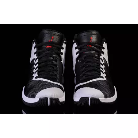 Jordan SuperFly 4 PO Griffin "Black and White" (002)