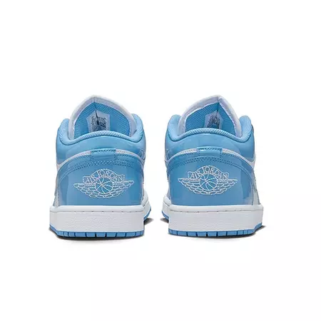 Air Jordan 1 Low SE "Legend Blue"