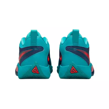 Giannis Freak 6 "Liam and Maverick"
