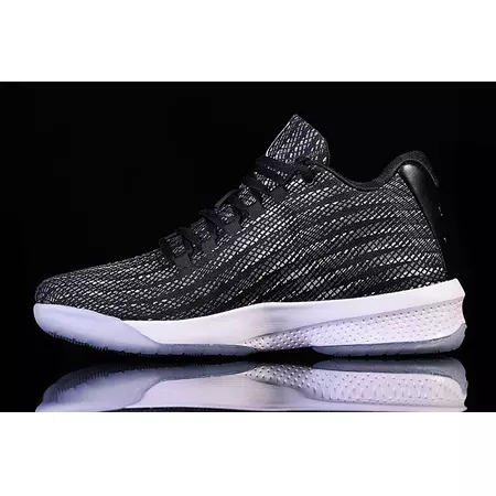 Jordan B. Fly "Spurs" (010)