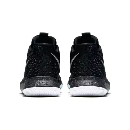 Kyrie 3 GS "Little Black Ice" (018/black/metallic silver/white/hyper turq)