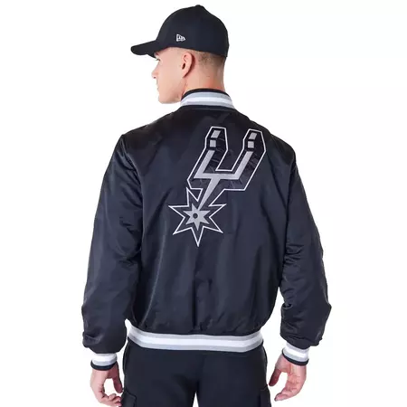 New Era NBA Spurs Satin Bomber Jacket "Black"