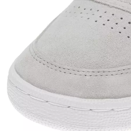 Reebok Classic Revenge Plus MU "Skull Grey"