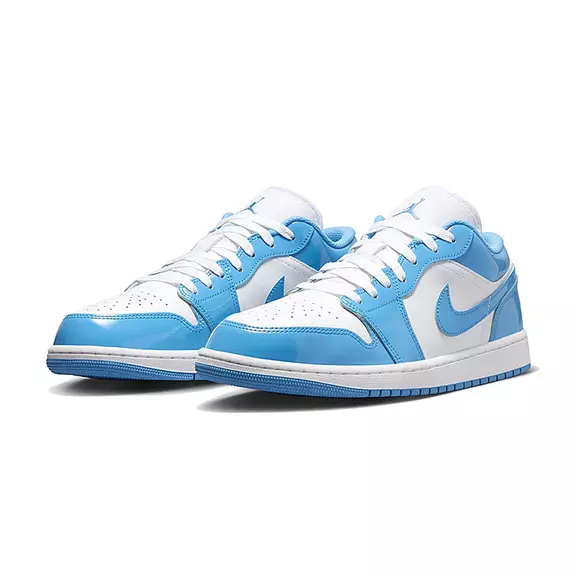Air Jordan 1 Low SE "Legend Blue"