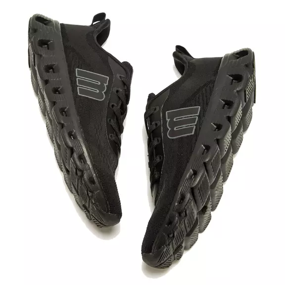Mustang Sneakers Cube "Black"