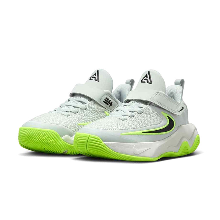 Giannis Immortality 4 (PS) "Light Silver"