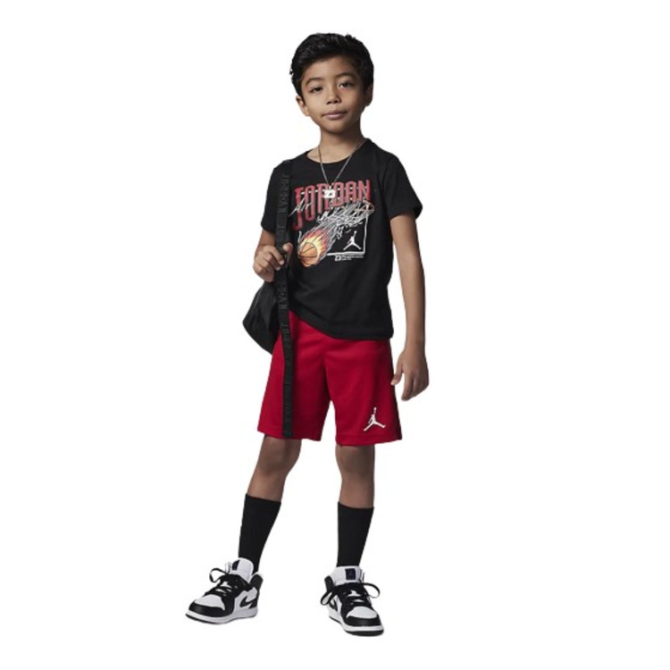 Ajouter au panier Jordan Infants JDB Court Air Tee Short Mesh Set "Gym Red-Black" Jordan Infants JDB Court Air Tee Short Mesh Set "Gym Red-Black"