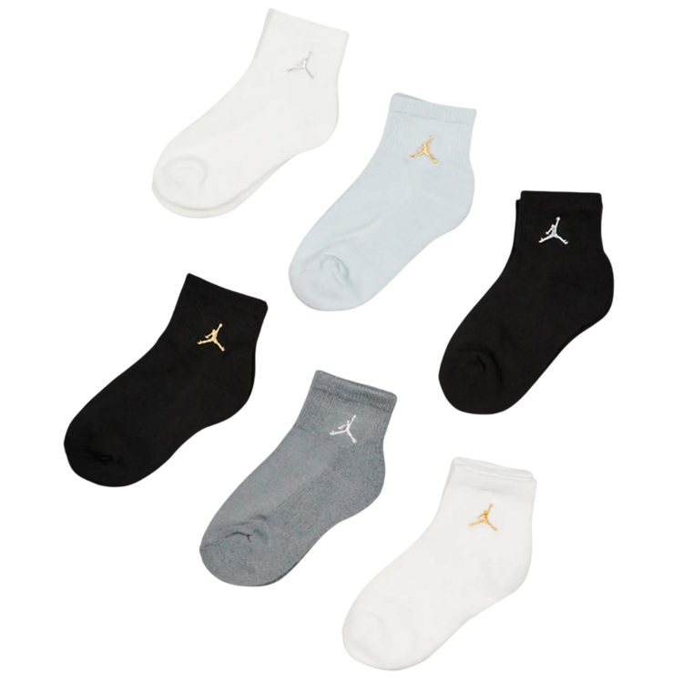 Ajouter au panier Jordan Kids JDB Everyday Essentials Ankle 6 PPack Socks "Multi-Metallic" Jordan Kids JDB Everyday Essentials Ankle 6 PPack Socks "Multi-Metallic"