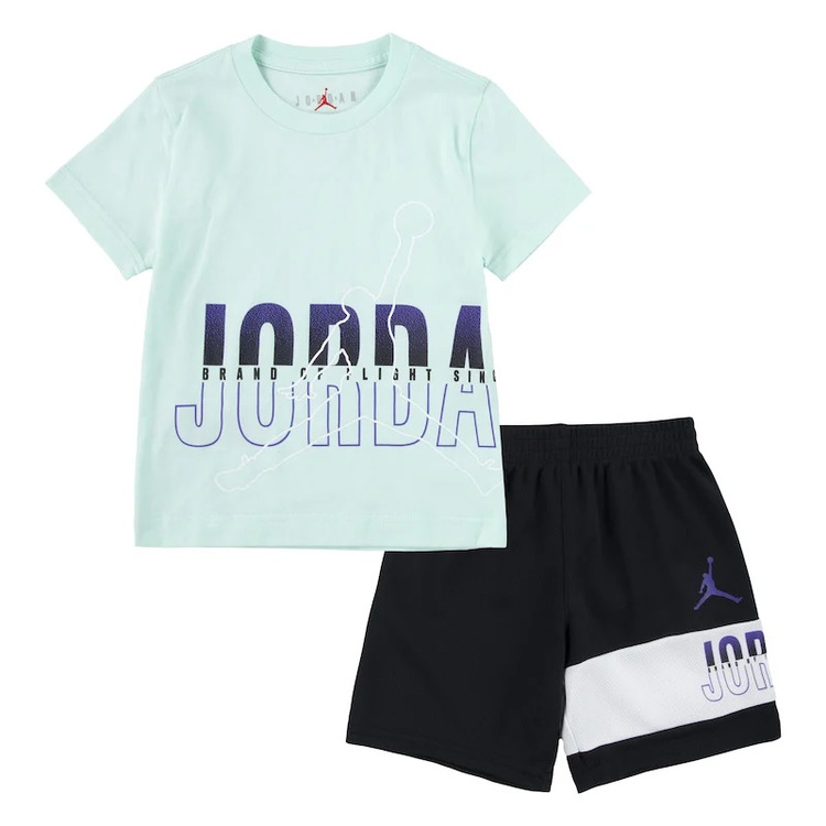 Ajouter au panier Jordan Kids JDB Jumpman Wrap Logo Tee and Short Set "Black-Light Dew" Jordan Kids JDB Jumpman Wrap Logo Tee and Short Set "Black-Light Dew"