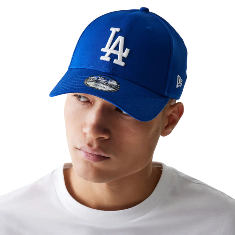 Ajouter au panier New Era MLB LA Dodgers Essential 9FORTY Cap "Blue" New Era MLB LA Dodgers Essential 9FORTY Cap "Blue"