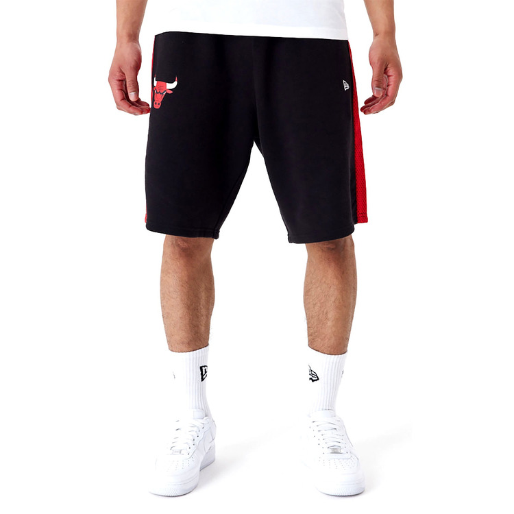 New Era NBA Chicago Bulls Mesh Panel Oversized Shorts