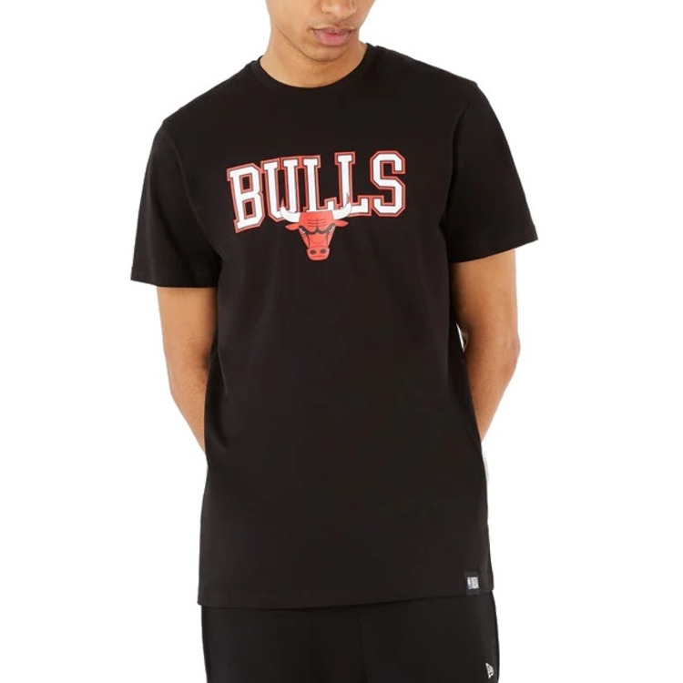 Ajouter au panier New Era NBA Chicago Bulls Throwback Graphic T-Shirt "Black" New Era NBA Chicago Bulls Throwback Graphic T-Shirt "Black"