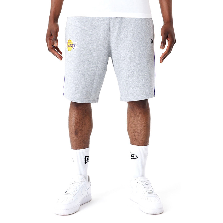 Ajouter au panier New Era NBA LA Lakers Mesh Panel Oversized Shorts New Era NBA LA Lakers Mesh Panel Oversized Shorts