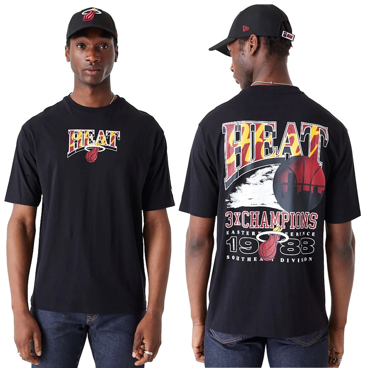 Ajouter au panier New Era NBA Miami Heat Championship Oversized T-Shirt New Era NBA Miami Heat Championship Oversized T-Shirt