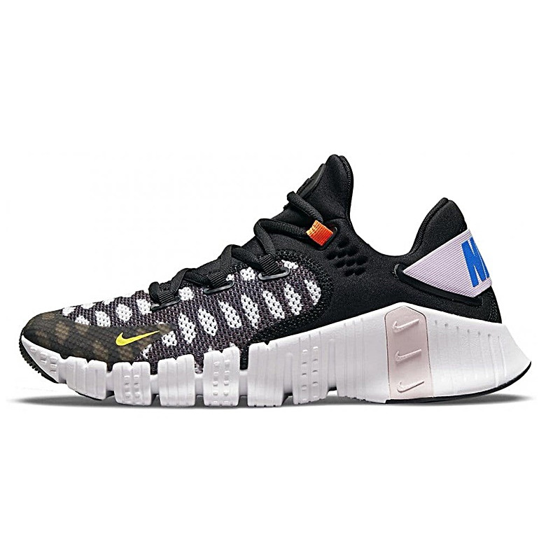 metcon 4 black and white