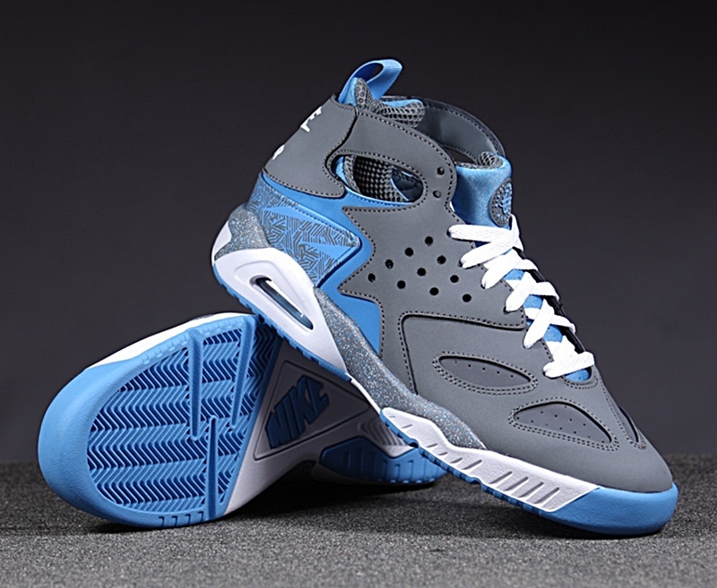 huarache tech challenge
