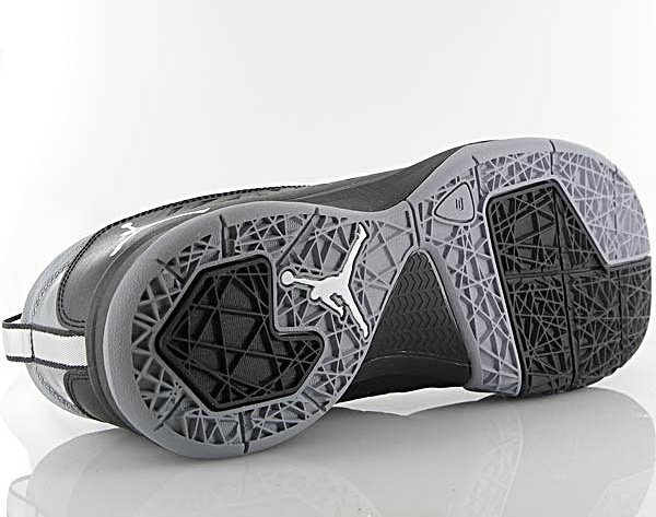 Jordan Chris Paul 3 V (003/negro/blanco/steal)