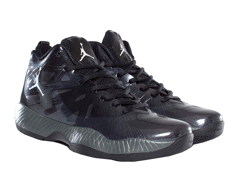 Air Jordan 2012 Lite (001/negro brillo/blanco/negro)