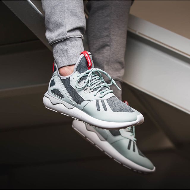 adidas tubular woven