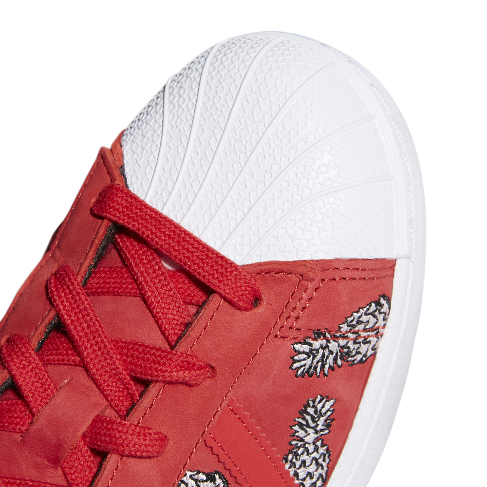 superstar rouge ananas