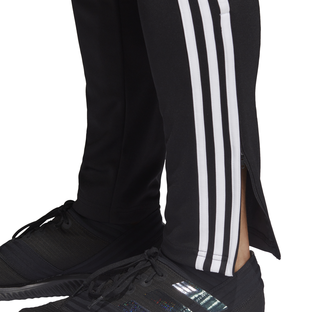 adizero avanti spikes