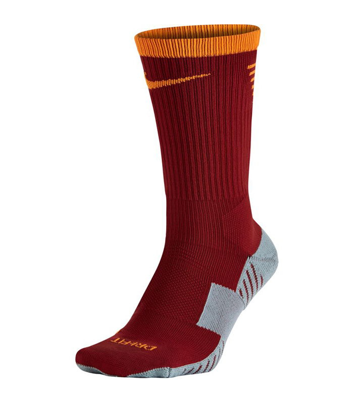 nike dry squad socks
