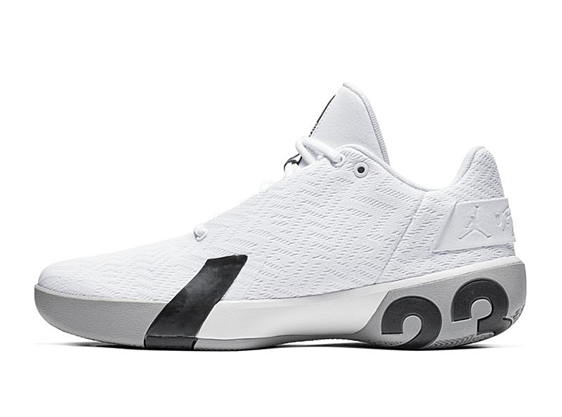 pull noir nike jordan