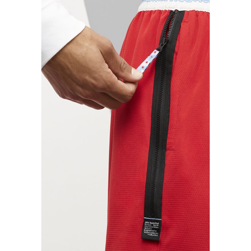 Nike Dri-FIT DNA City Exploration Short 