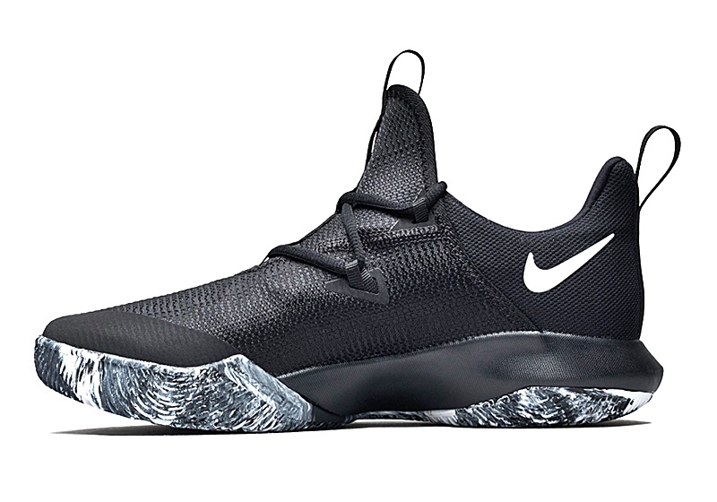 nike shift zoom 2